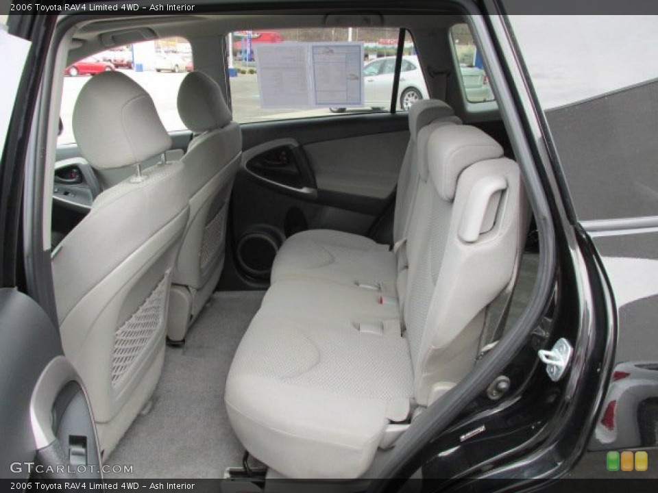 Ash Interior Rear Seat for the 2006 Toyota RAV4 Limited 4WD #78215422