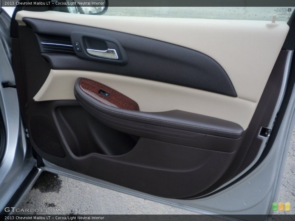 Cocoa/Light Neutral Interior Door Panel for the 2013 Chevrolet Malibu LT #78215578