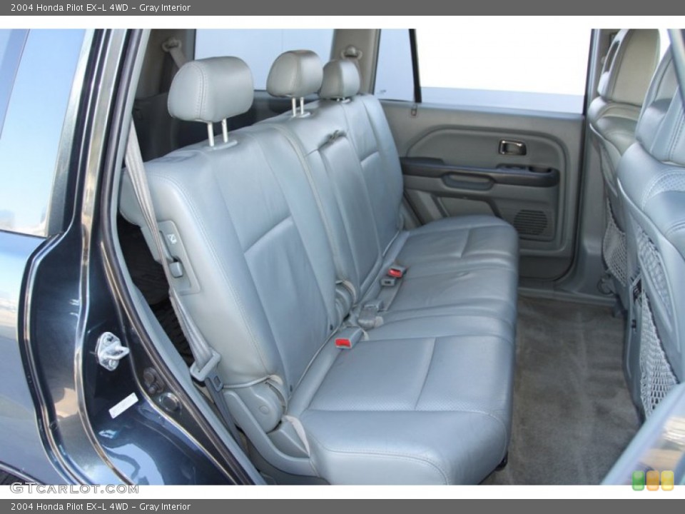 Gray Interior Rear Seat for the 2004 Honda Pilot EX-L 4WD #78217771