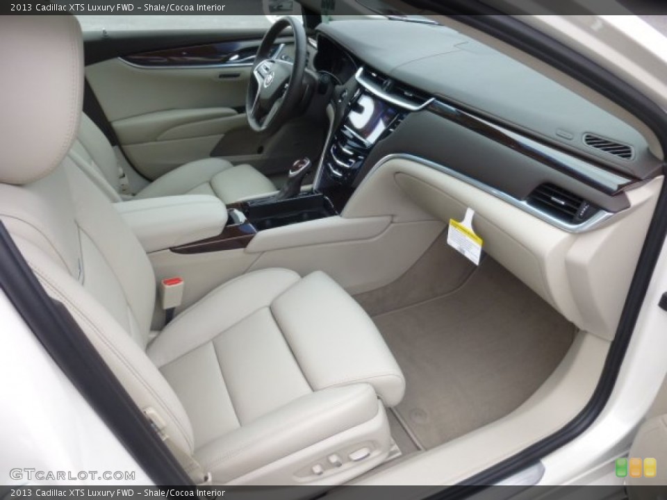 Shale/Cocoa Interior Photo for the 2013 Cadillac XTS Luxury FWD #78221716