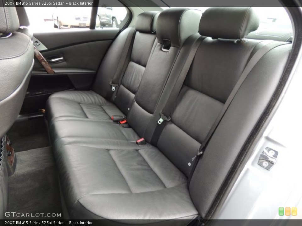Black Interior Rear Seat for the 2007 BMW 5 Series 525xi Sedan #78223822