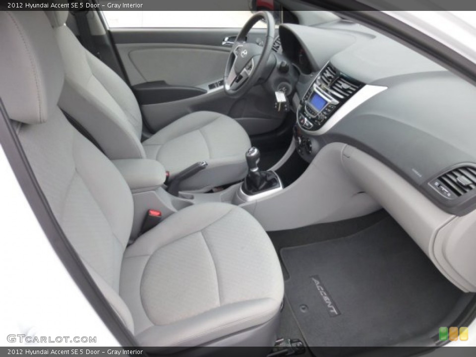 Gray Interior Photo for the 2012 Hyundai Accent SE 5 Door #78231214