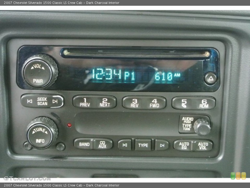 Dark Charcoal Interior Audio System for the 2007 Chevrolet Silverado 1500 Classic LS Crew Cab #78233006