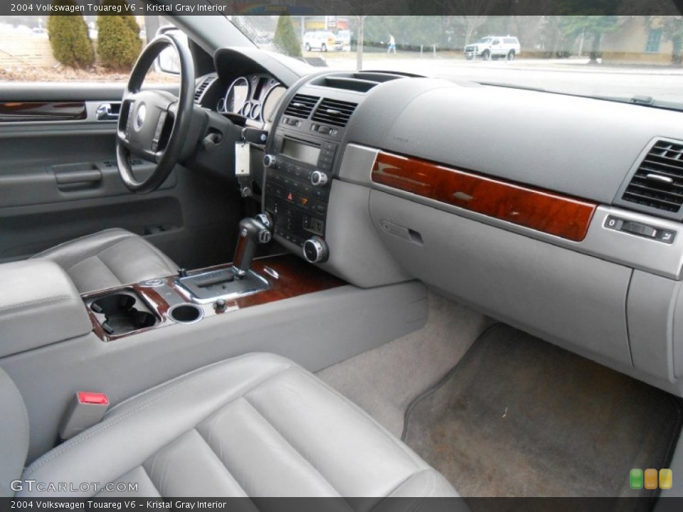 Kristal Gray Interior Dashboard for the 2004 Volkswagen Touareg V6 #78237646