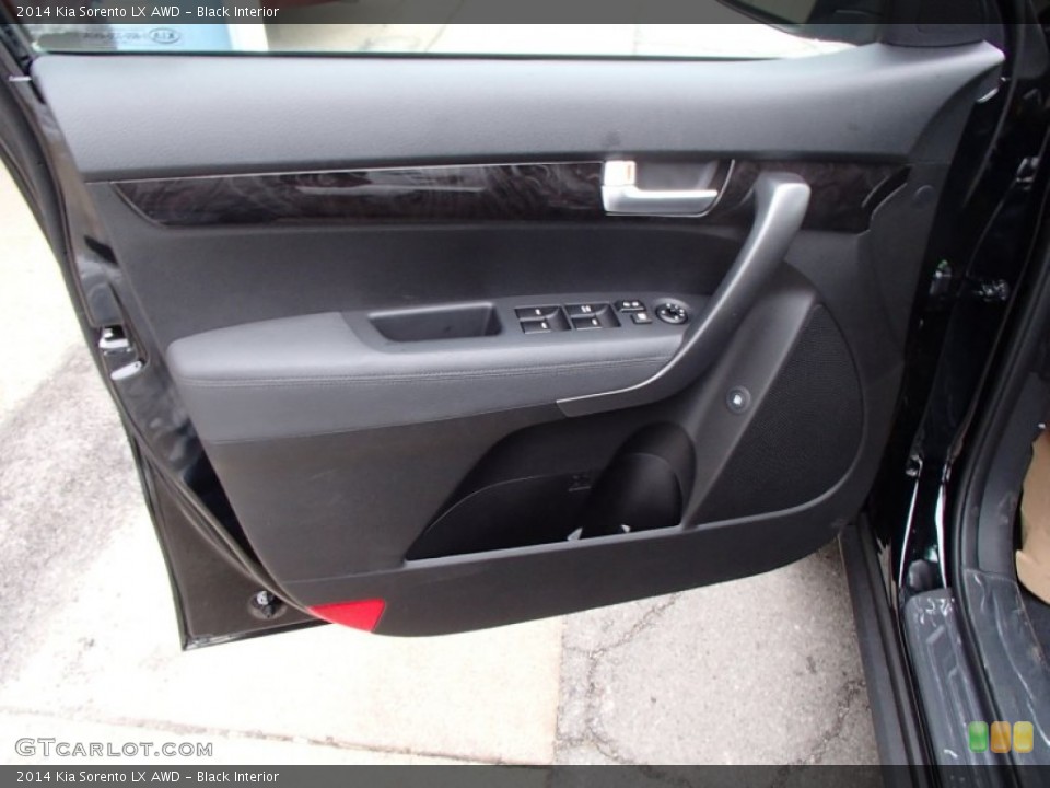 Black Interior Door Panel for the 2014 Kia Sorento LX AWD #78238548