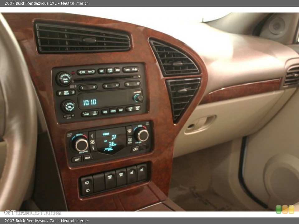 Neutral Interior Controls for the 2007 Buick Rendezvous CXL #78267637