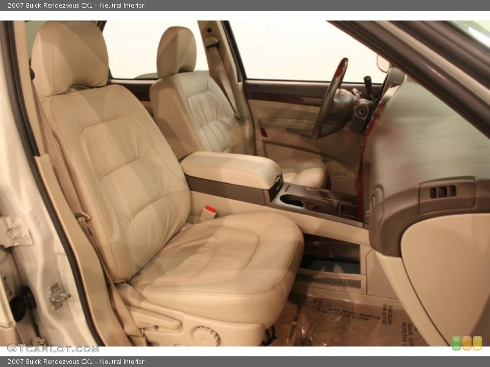 Neutral Interior Photo for the 2007 Buick Rendezvous CXL #78267706