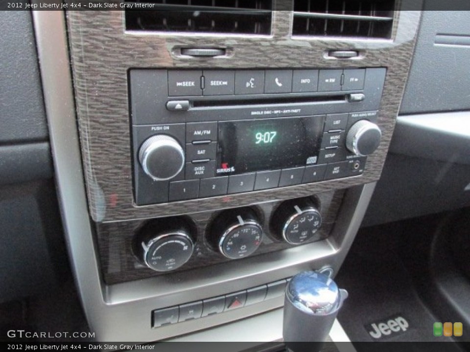 Dark Slate Gray Interior Controls for the 2012 Jeep Liberty Jet 4x4 #78271912