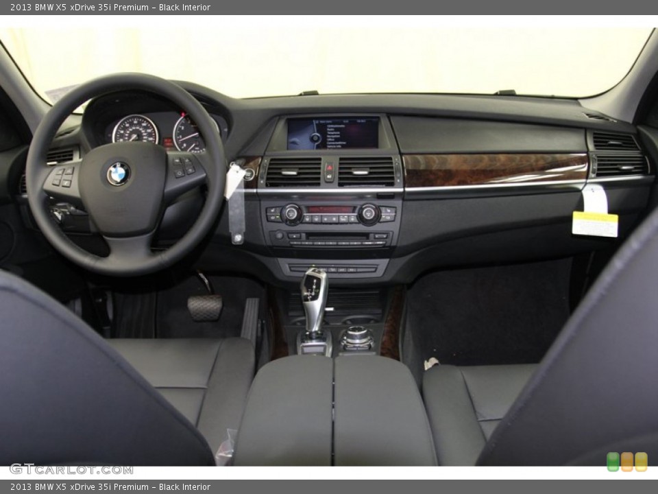 Black Interior Dashboard for the 2013 BMW X5 xDrive 35i Premium #78276685