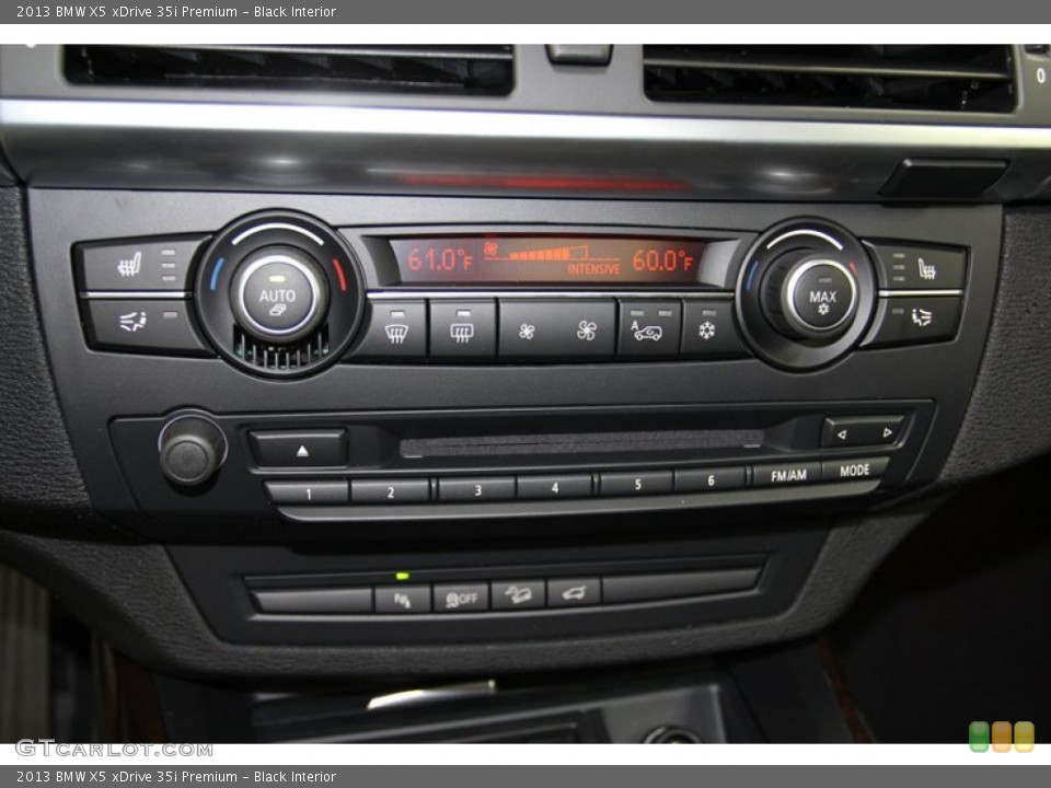 Black Interior Controls for the 2013 BMW X5 xDrive 35i Premium #78277516