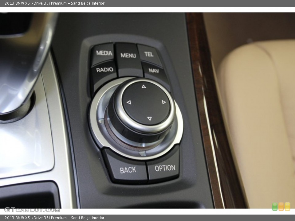 Sand Beige Interior Controls for the 2013 BMW X5 xDrive 35i Premium #78278122