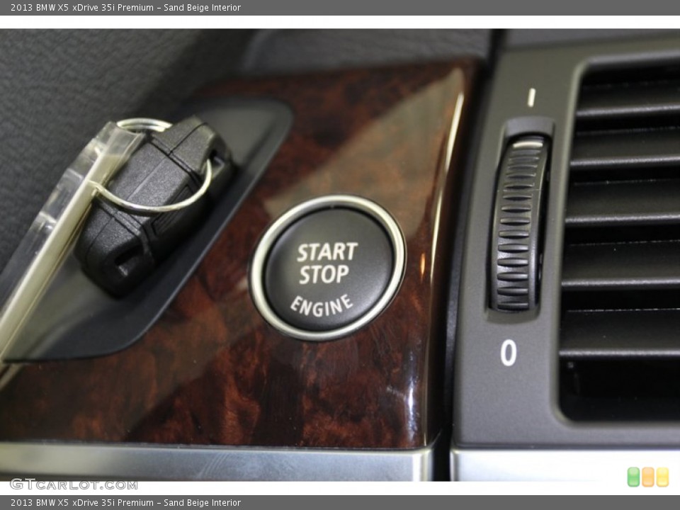 Sand Beige Interior Controls for the 2013 BMW X5 xDrive 35i Premium #78278155