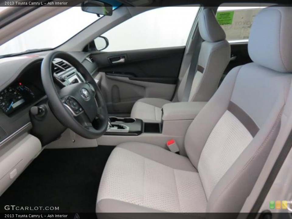 Ash Interior Photo for the 2013 Toyota Camry L #78290065