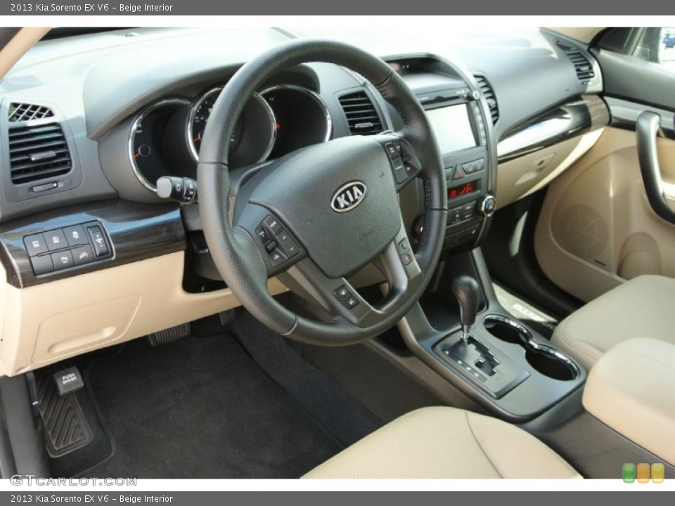 Beige Interior Prime Interior for the 2013 Kia Sorento EX V6 #78296348