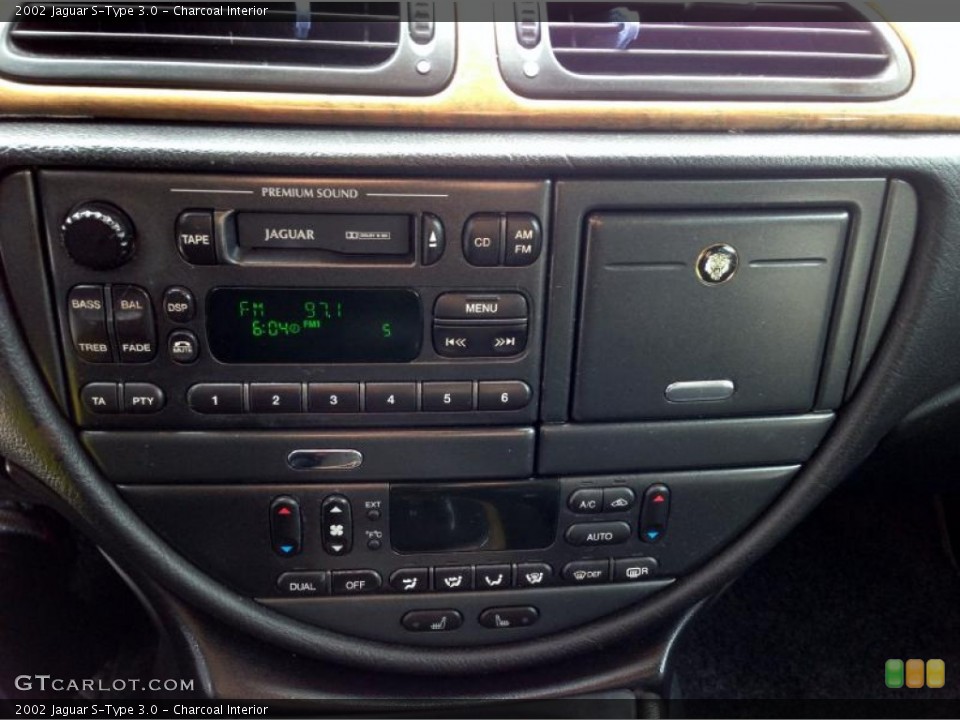 Charcoal Interior Controls for the 2002 Jaguar S-Type 3.0 #78299983