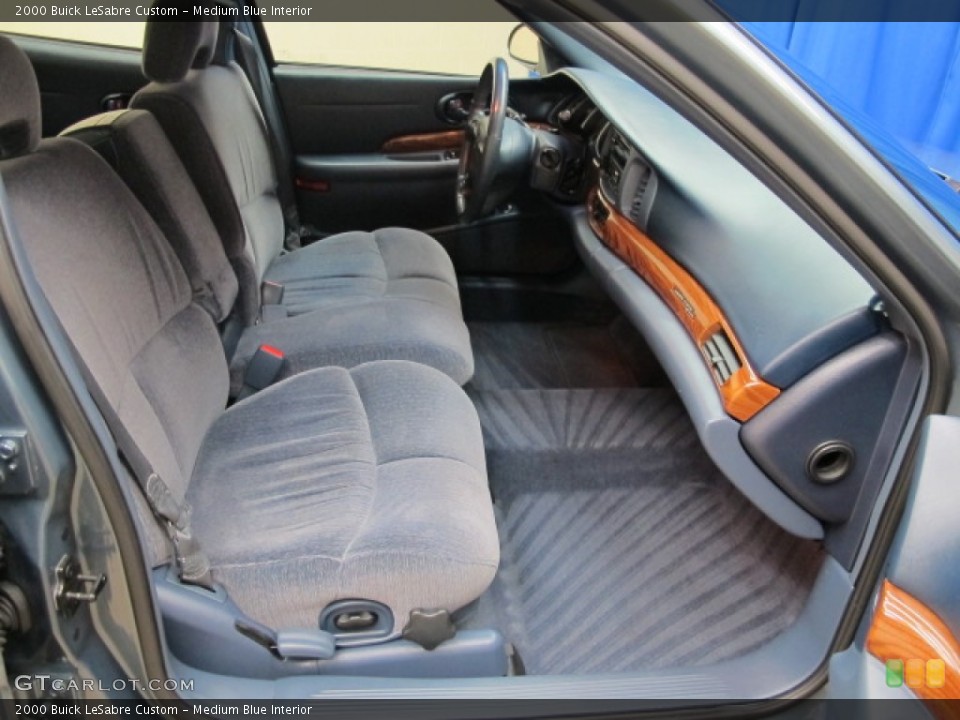 Medium Blue Interior Photo for the 2000 Buick LeSabre Custom #78303352