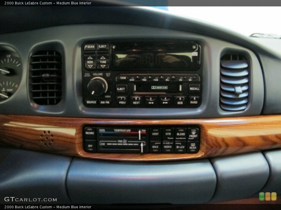 Medium Blue Interior Controls for the 2000 Buick LeSabre Custom #78303507