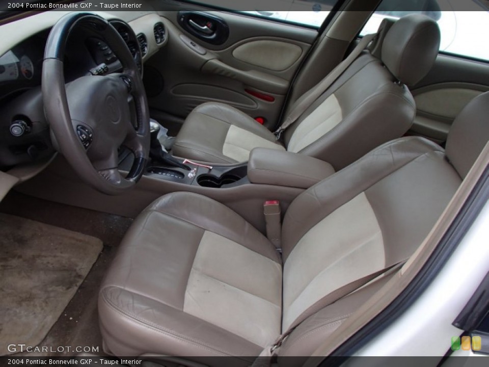 Taupe Interior Photo for the 2004 Pontiac Bonneville GXP #78313630