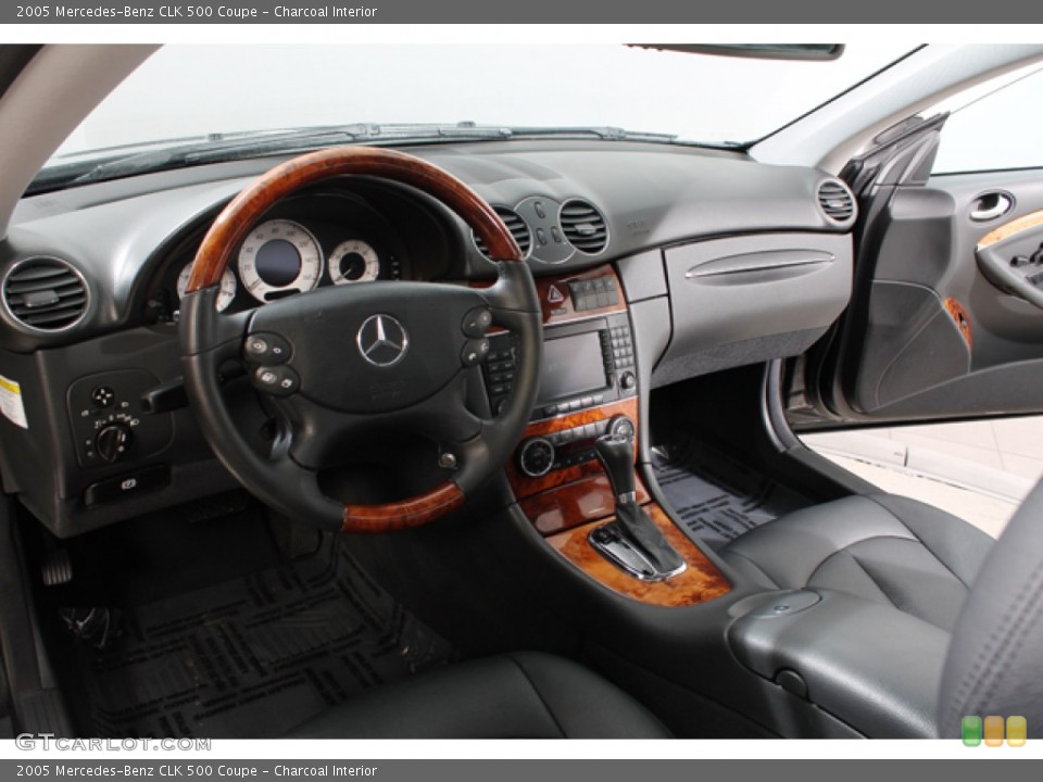 Charcoal Interior Photo for the 2005 Mercedes-Benz CLK 500 Coupe #78314233
