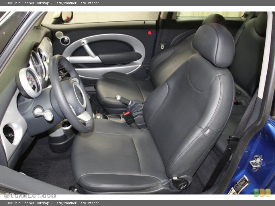 Black/Panther Black Interior Photo for the 2006 Mini Cooper Hardtop #78314521