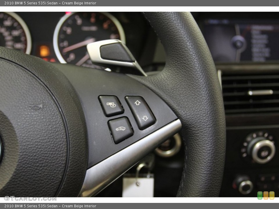 Cream Beige Interior Controls for the 2010 BMW 5 Series 535i Sedan #78317332