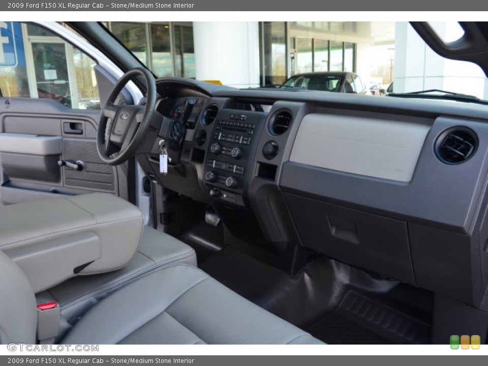 Stone/Medium Stone Interior Dashboard for the 2009 Ford F150 XL Regular Cab #78317554