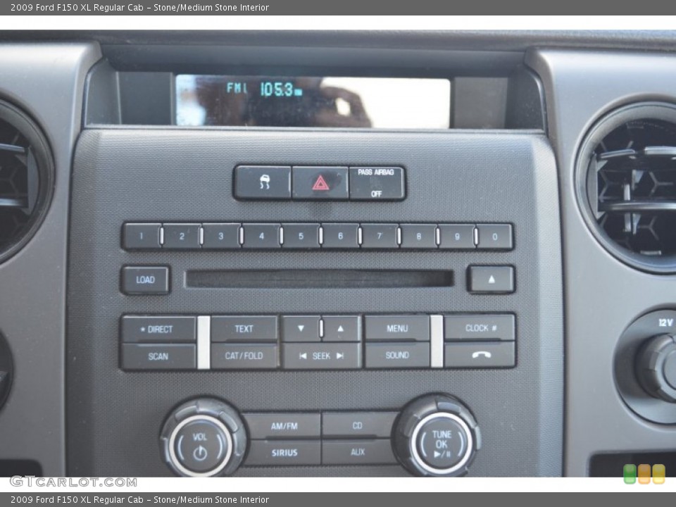 Stone/Medium Stone Interior Controls for the 2009 Ford F150 XL Regular Cab #78317613