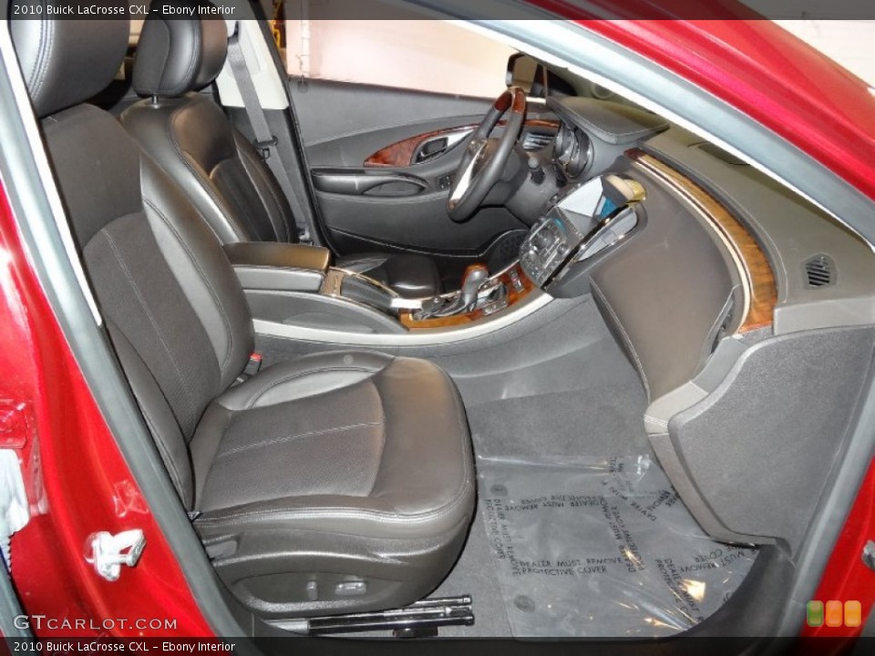 Ebony Interior Photo for the 2010 Buick LaCrosse CXL #78326961
