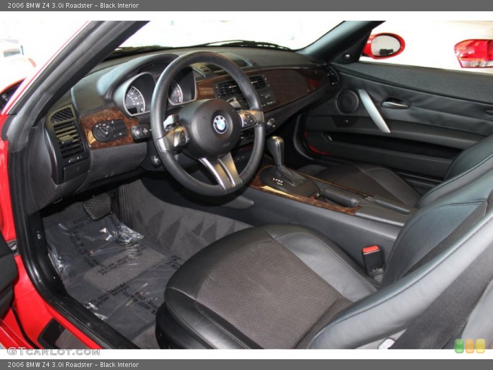 Black Interior Photo for the 2006 BMW Z4 3.0i Roadster #78329671