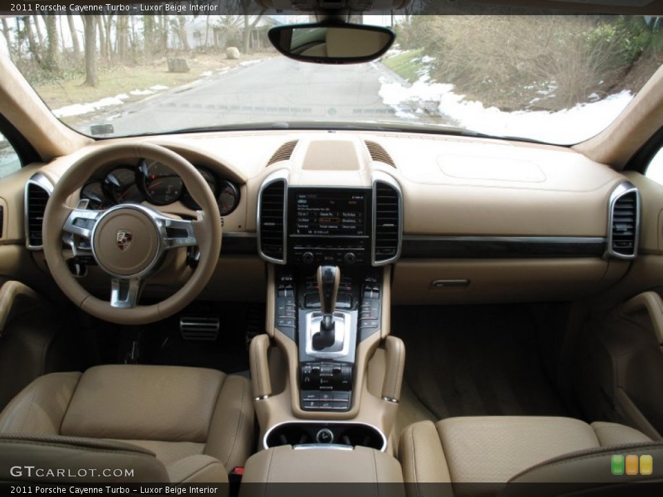 Luxor Beige Interior Dashboard for the 2011 Porsche Cayenne Turbo #78332592