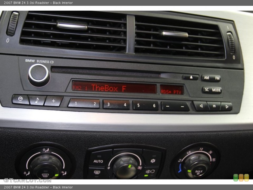 Black Interior Controls for the 2007 BMW Z4 3.0si Roadster #78332640