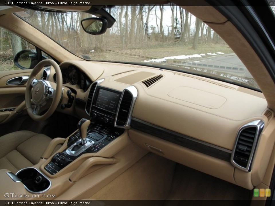 Luxor Beige Interior Dashboard for the 2011 Porsche Cayenne Turbo #78332731