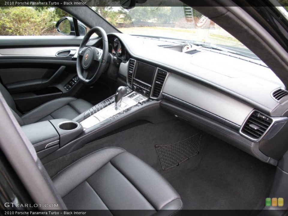 Black Interior Dashboard for the 2010 Porsche Panamera Turbo #78333165