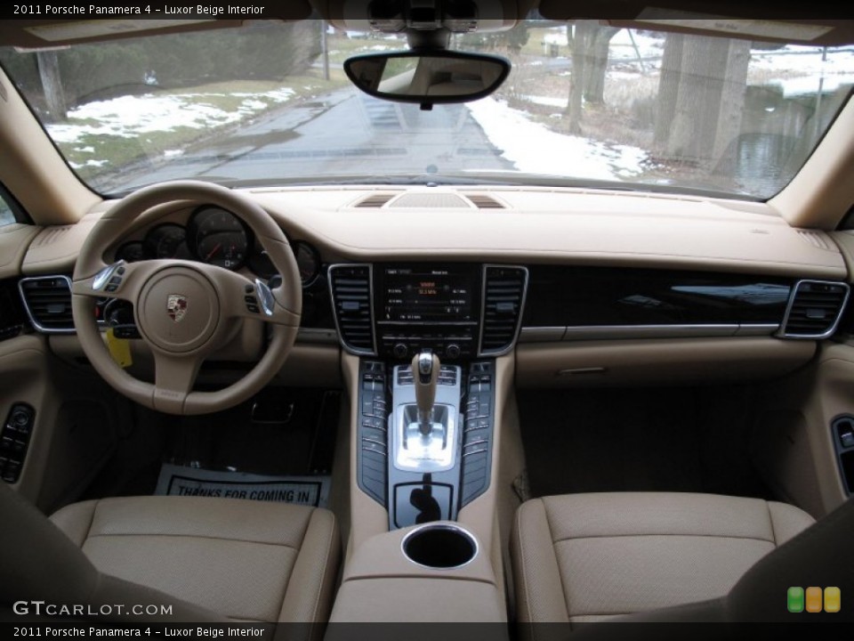 Luxor Beige Interior Dashboard for the 2011 Porsche Panamera 4 #78333519