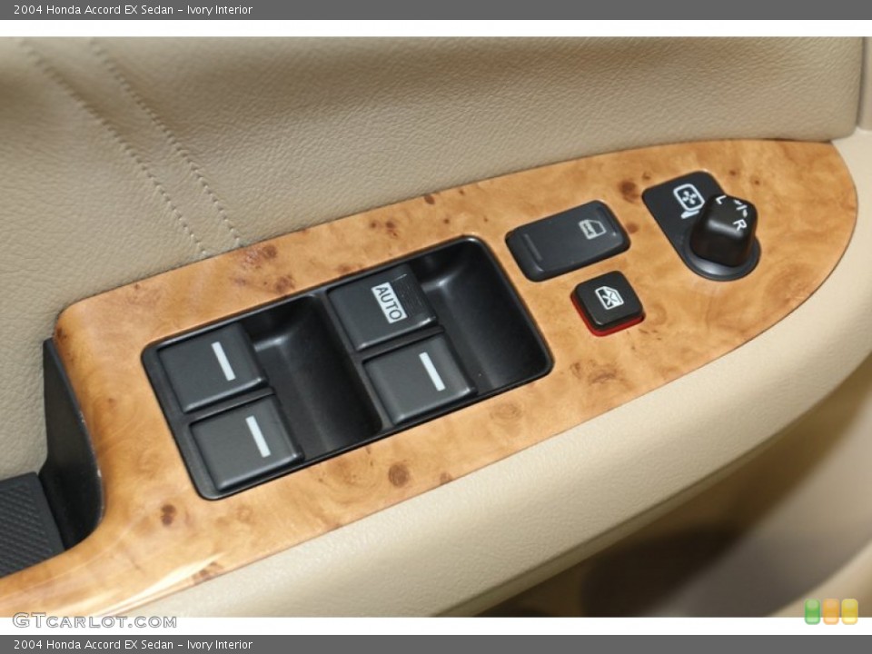 Ivory Interior Controls for the 2004 Honda Accord EX Sedan #78334392