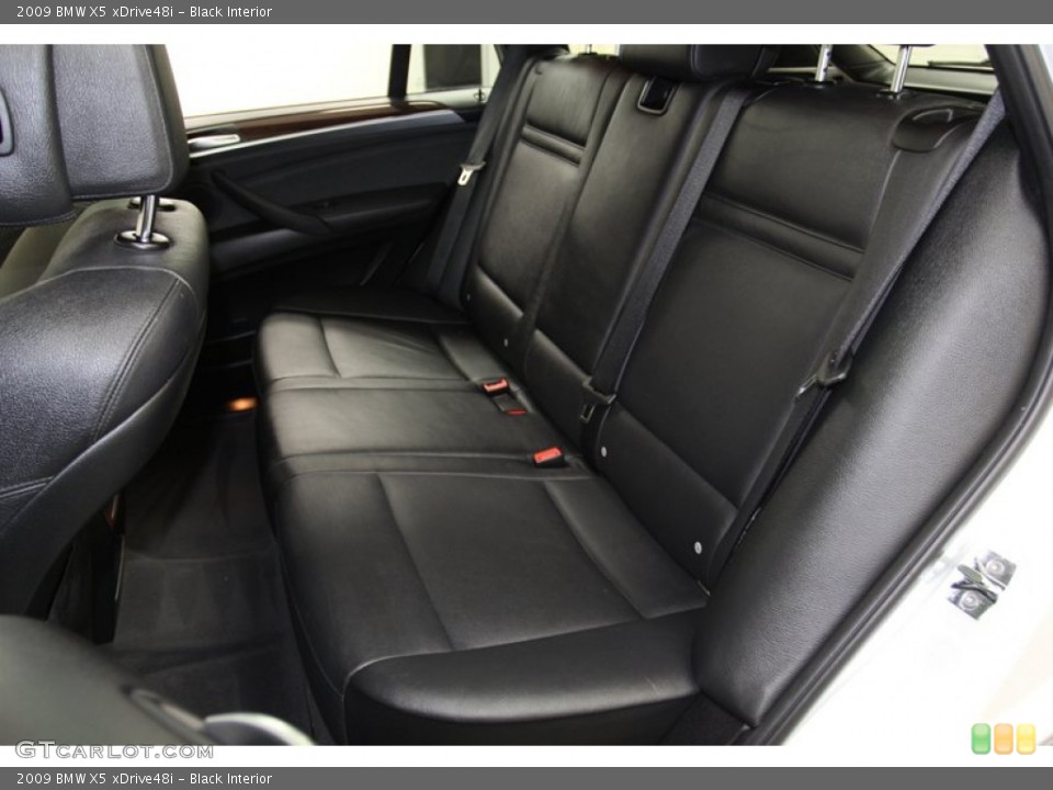 Black Interior Rear Seat for the 2009 BMW X5 xDrive48i #78339021