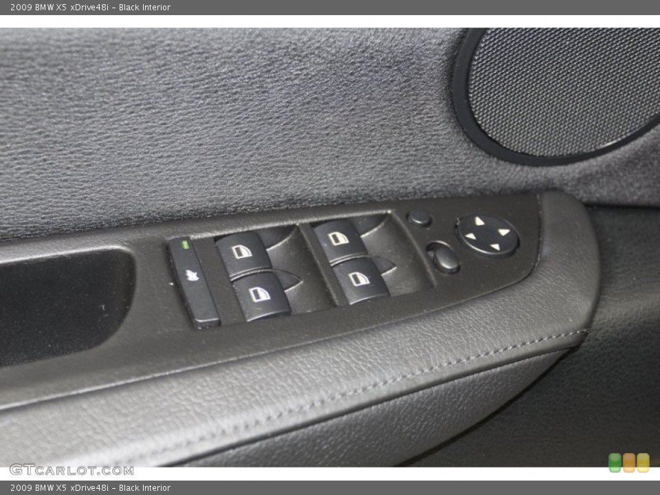 Black Interior Controls for the 2009 BMW X5 xDrive48i #78339069
