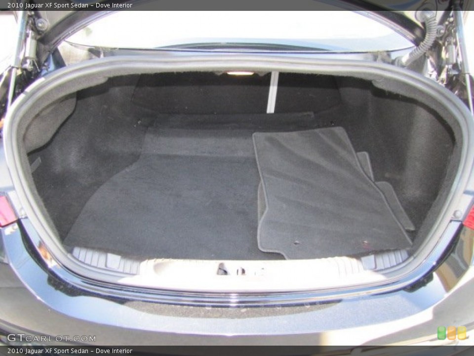 Dove Interior Trunk for the 2010 Jaguar XF Sport Sedan #78339341