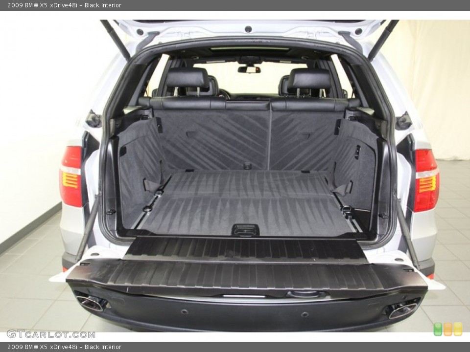 Black Interior Trunk for the 2009 BMW X5 xDrive48i #78339461