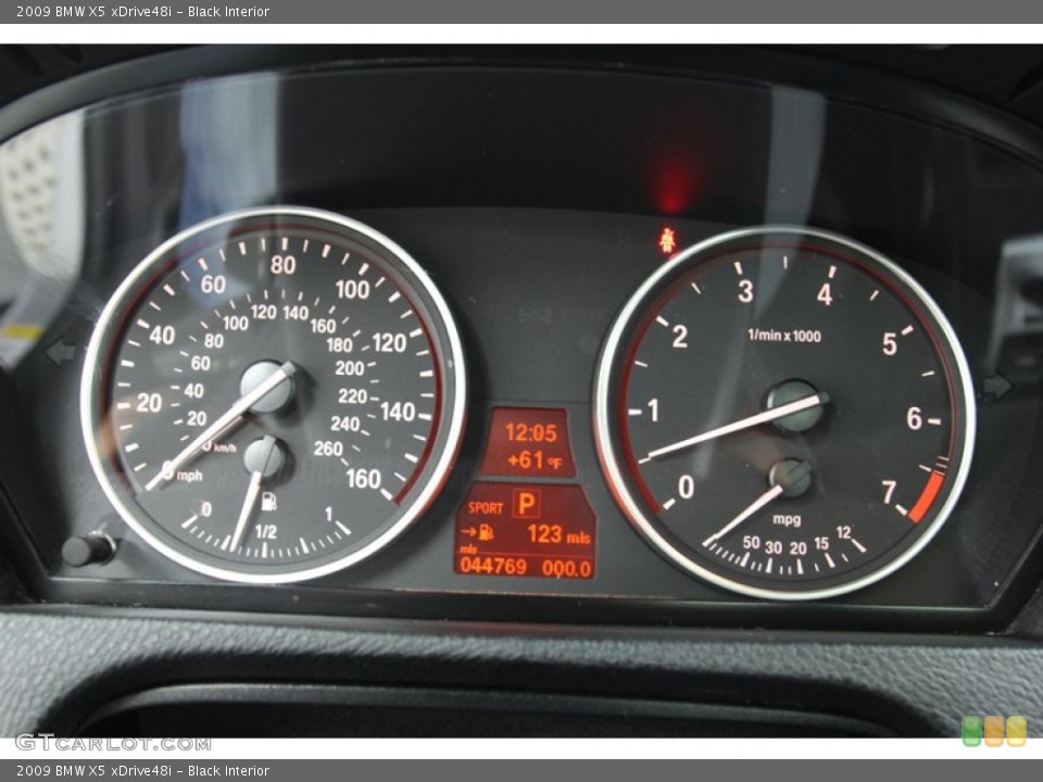 Black Interior Gauges for the 2009 BMW X5 xDrive48i #78339677