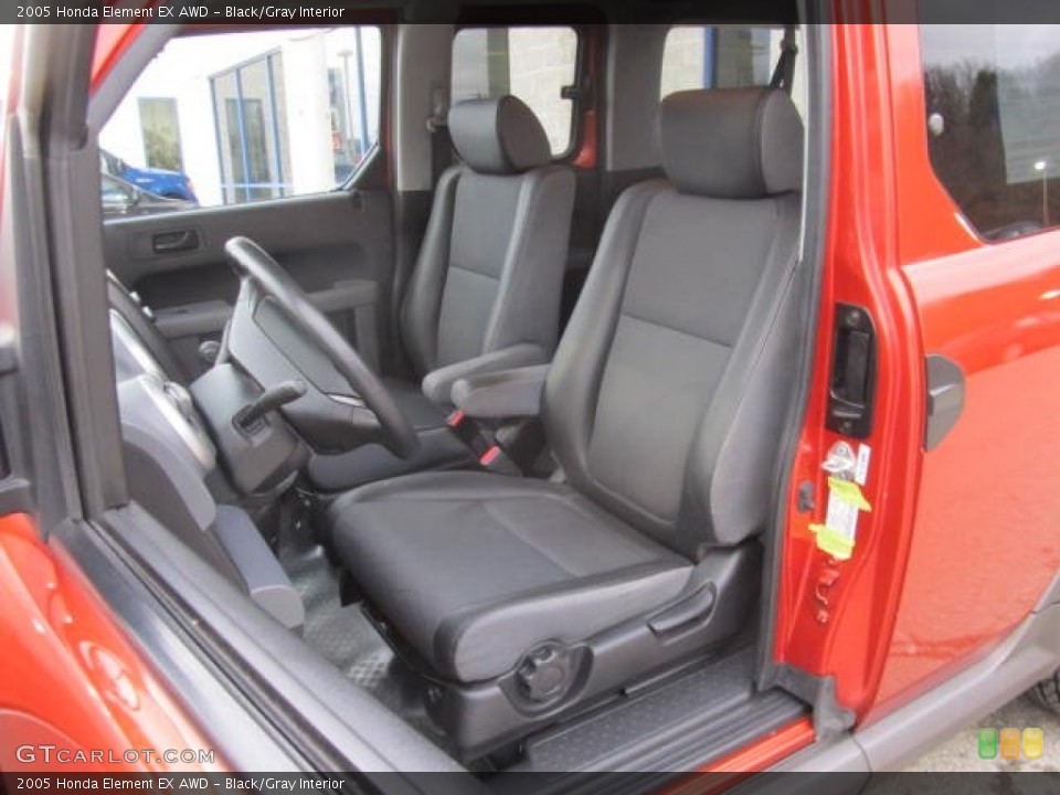 Black/Gray Interior Photo for the 2005 Honda Element EX AWD #78341841