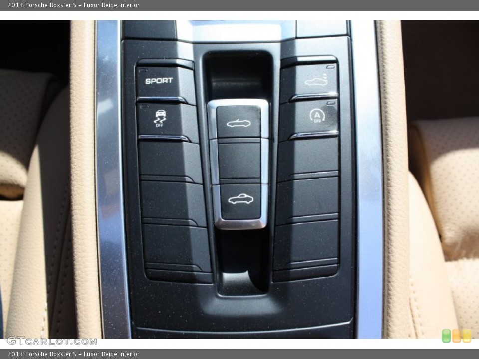 Luxor Beige Interior Controls for the 2013 Porsche Boxster S #78349467