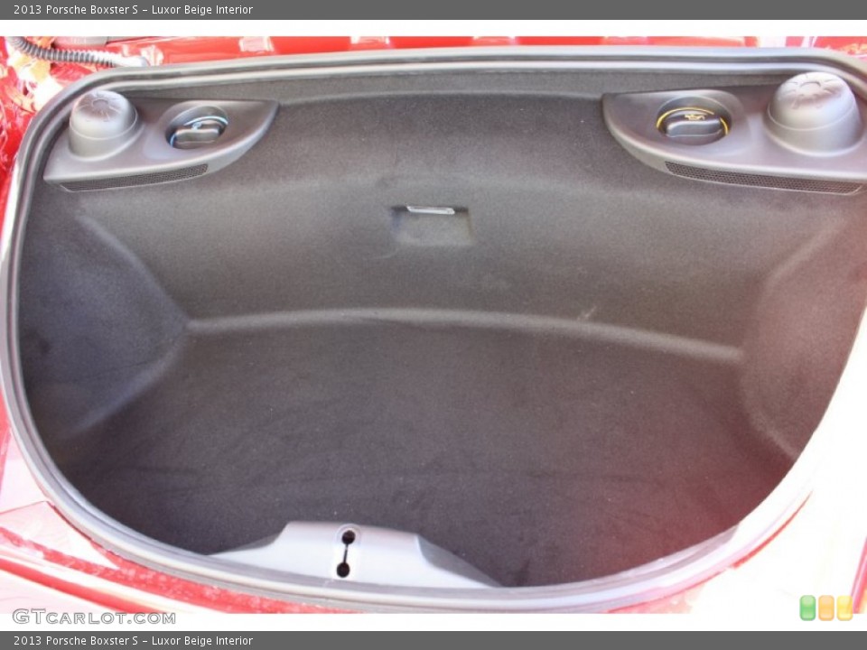 Luxor Beige Interior Trunk for the 2013 Porsche Boxster S #78349572