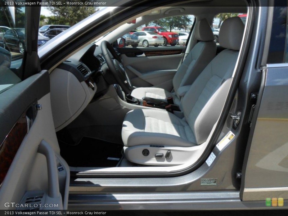 Moonrock Gray Interior Photo for the 2013 Volkswagen Passat TDI SEL #78362325