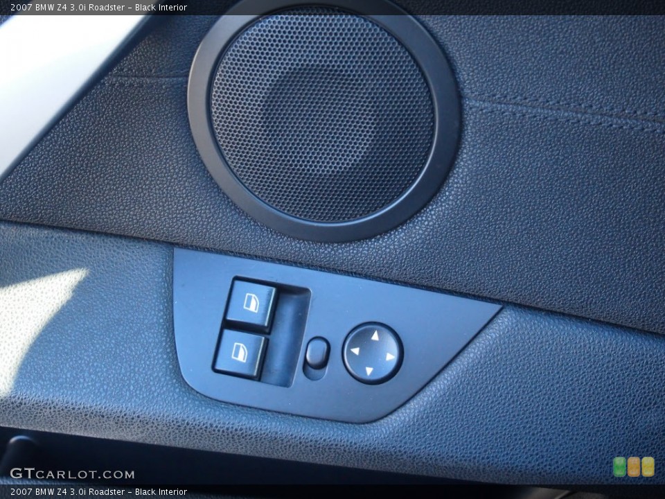 Black Interior Controls for the 2007 BMW Z4 3.0i Roadster #78364032