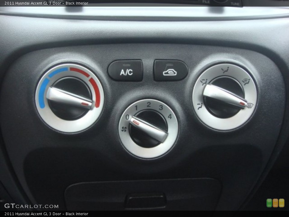 Black Interior Controls for the 2011 Hyundai Accent GL 3 Door #78367362