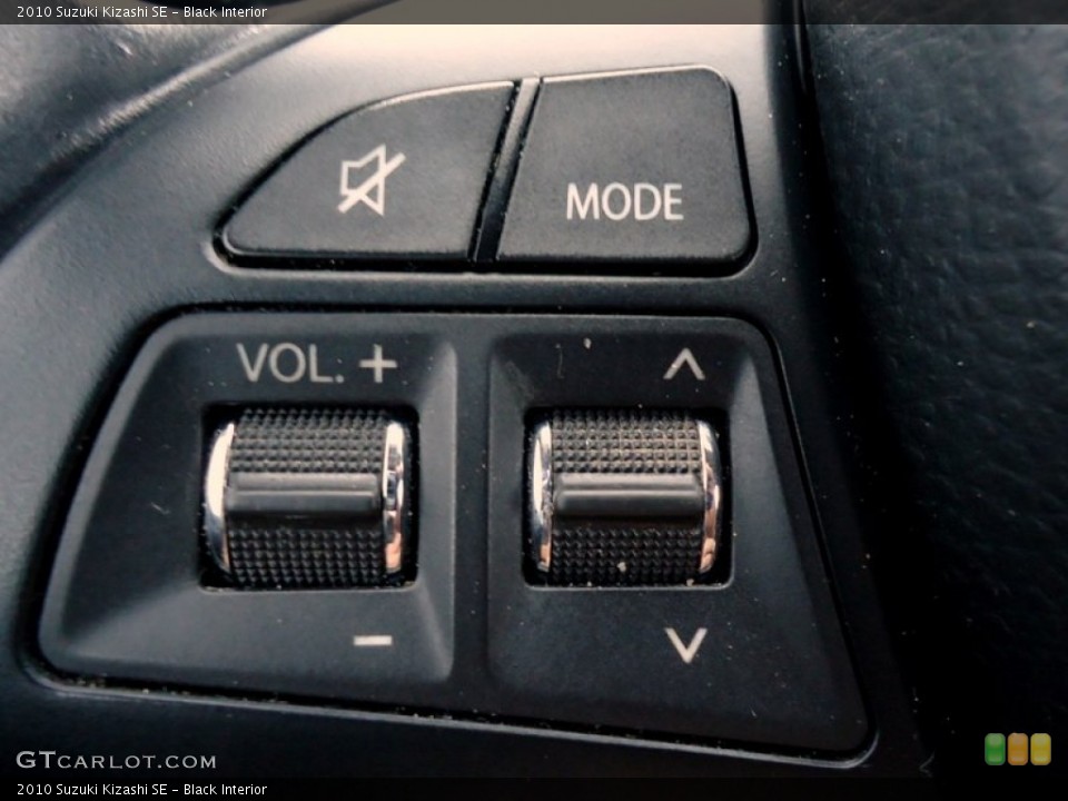 Black Interior Controls for the 2010 Suzuki Kizashi SE #78379847