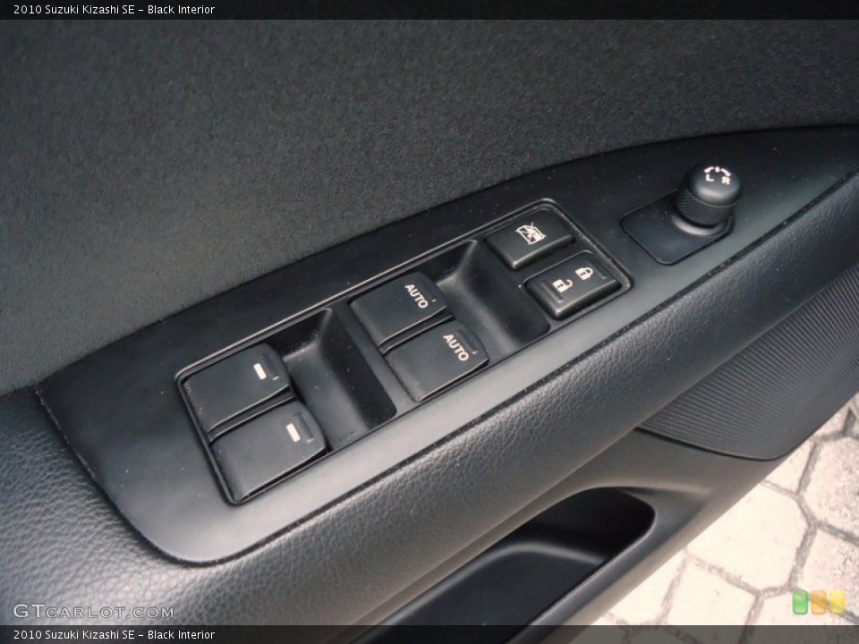 Black Interior Controls for the 2010 Suzuki Kizashi SE #78380954