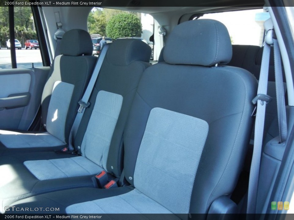 Medium Flint Grey Interior Rear Seat for the 2006 Ford Expedition XLT #78382392