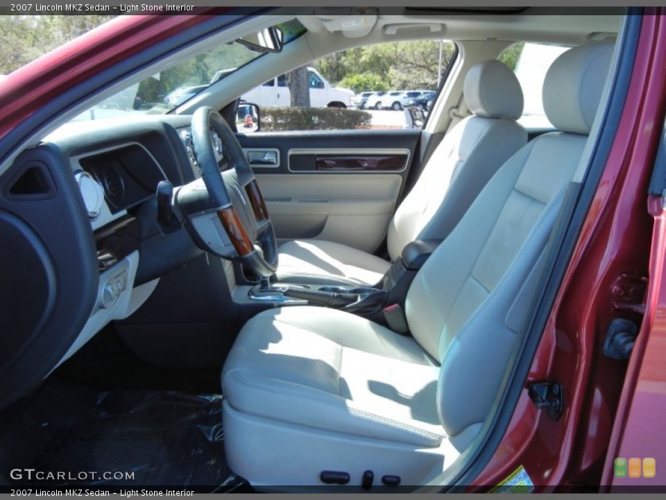 Light Stone Interior Photo for the 2007 Lincoln MKZ Sedan #78385090